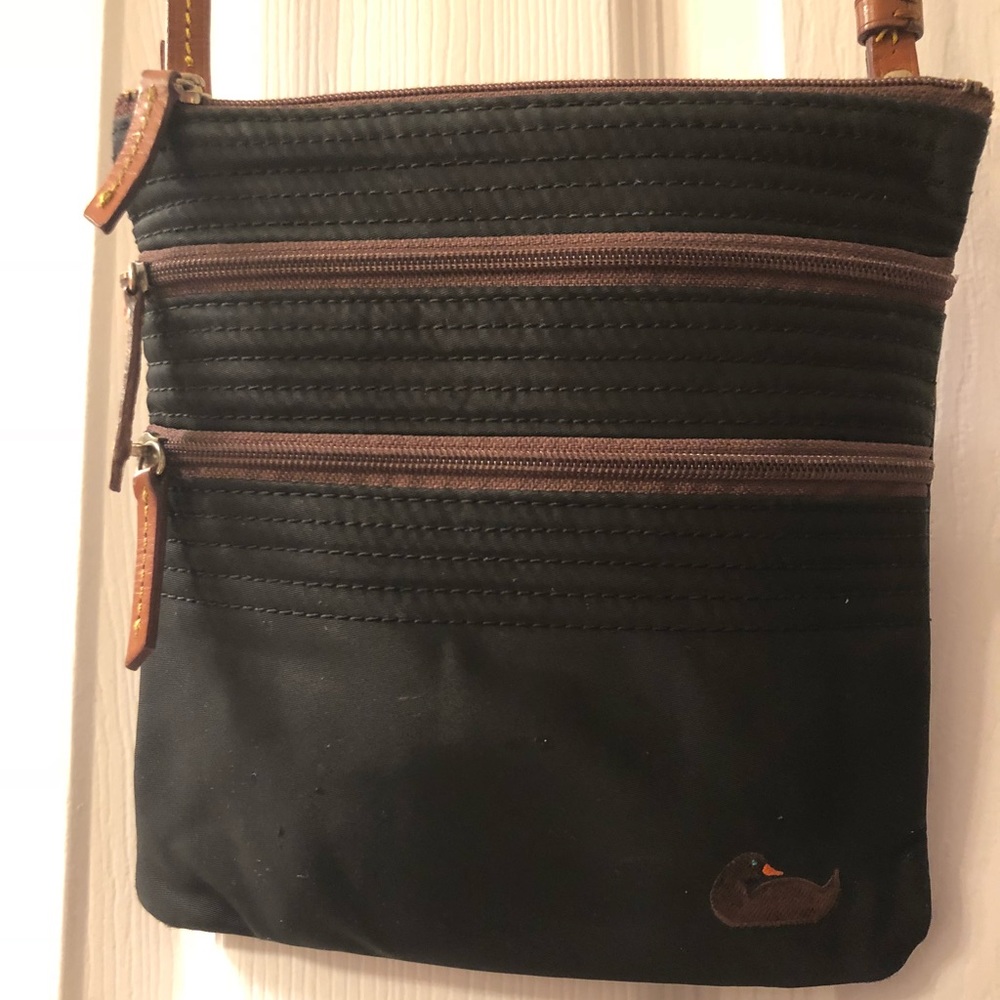 Dooney & Bourke crossover purse